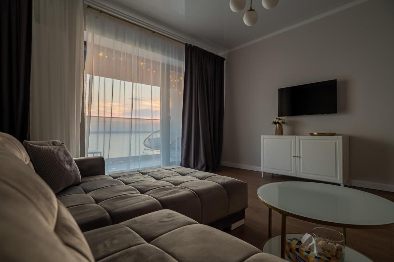 Golden Mirage Sunset Apartment Mamaia Exterior foto
