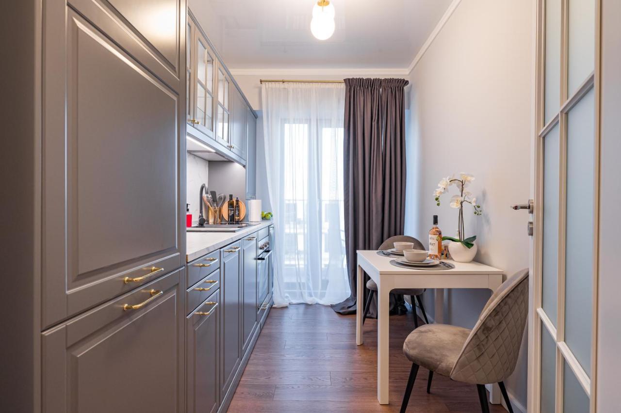 Golden Mirage Sunset Apartment Mamaia Exterior foto